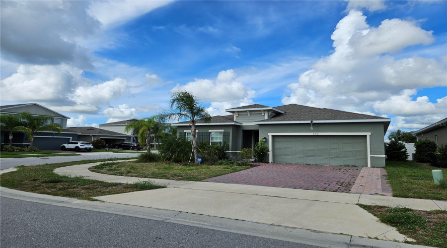 DAVENPORT, Florida 33837, 3 Bedrooms Bedrooms, ,3 BathroomsBathrooms,Residential,For Sale,BLOOM,0,MFRO6341753