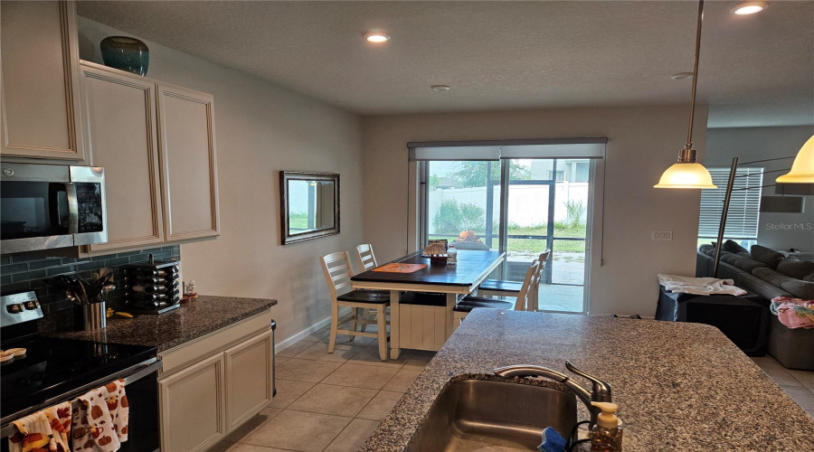 DAVENPORT, Florida 33837, 3 Bedrooms Bedrooms, ,3 BathroomsBathrooms,Residential,For Sale,BLOOM,0,MFRO6341753