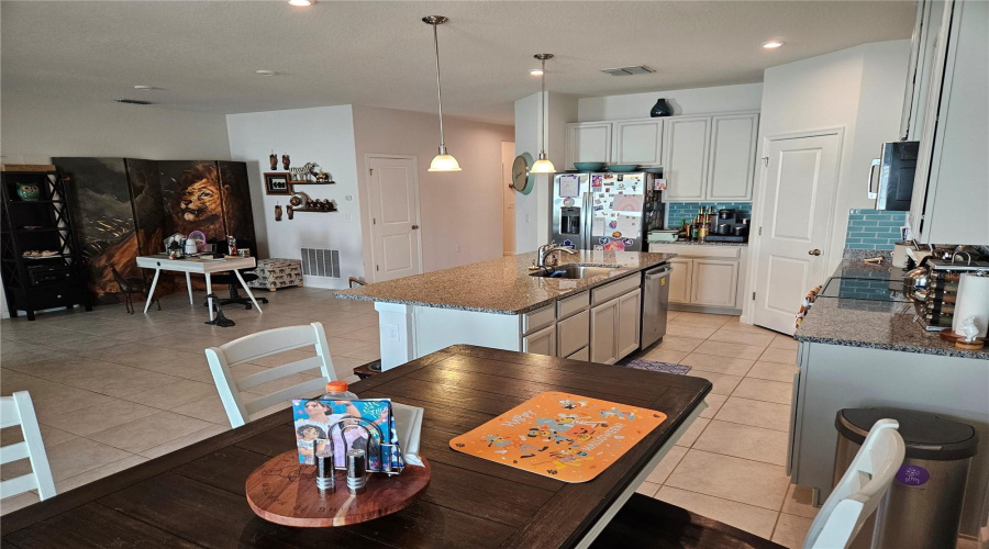 DAVENPORT, Florida 33837, 3 Bedrooms Bedrooms, ,3 BathroomsBathrooms,Residential,For Sale,BLOOM,0,MFRO6341753