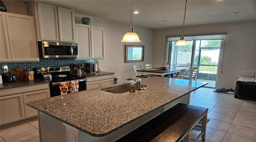 DAVENPORT, Florida 33837, 3 Bedrooms Bedrooms, ,3 BathroomsBathrooms,Residential,For Sale,BLOOM,0,MFRO6341753