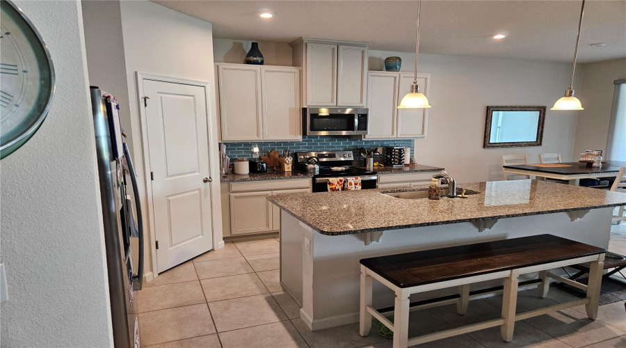 DAVENPORT, Florida 33837, 3 Bedrooms Bedrooms, ,3 BathroomsBathrooms,Residential,For Sale,BLOOM,0,MFRO6341753