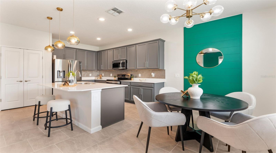 DAVENPORT, Florida 33837, 4 Bedrooms Bedrooms, ,3 BathroomsBathrooms,Residential,For Sale,YORKDALE,0,MFRO6341718