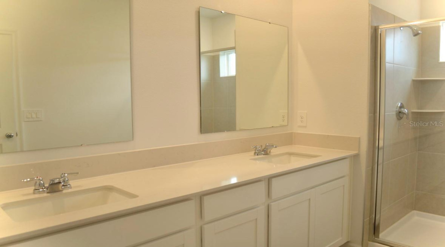 DAVENPORT, Florida 33837, 3 Bedrooms Bedrooms, ,2 BathroomsBathrooms,Residential,For Sale,SAVOIR,0,MFRP4936173