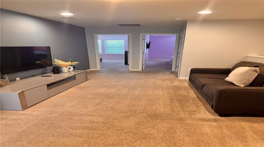 KISSIMMEE, Florida 34747, 5 Bedrooms Bedrooms, ,4 BathroomsBathrooms,Residential,For Sale,DUBAI,0,MFRO6341750