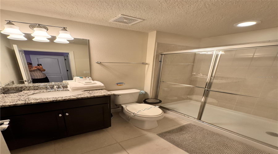 KISSIMMEE, Florida 34747, 5 Bedrooms Bedrooms, ,4 BathroomsBathrooms,Residential,For Sale,DUBAI,0,MFRO6341750