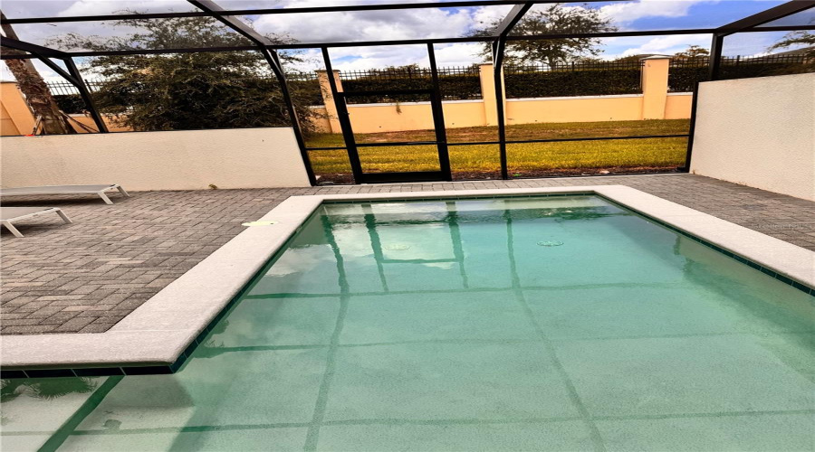 KISSIMMEE, Florida 34747, 5 Bedrooms Bedrooms, ,4 BathroomsBathrooms,Residential,For Sale,DUBAI,0,MFRO6341750