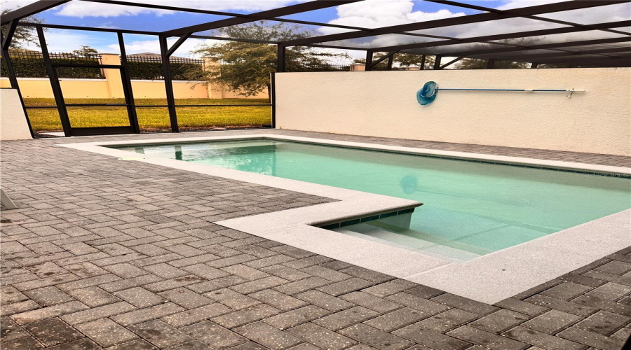 KISSIMMEE, Florida 34747, 5 Bedrooms Bedrooms, ,4 BathroomsBathrooms,Residential,For Sale,DUBAI,0,MFRO6341750