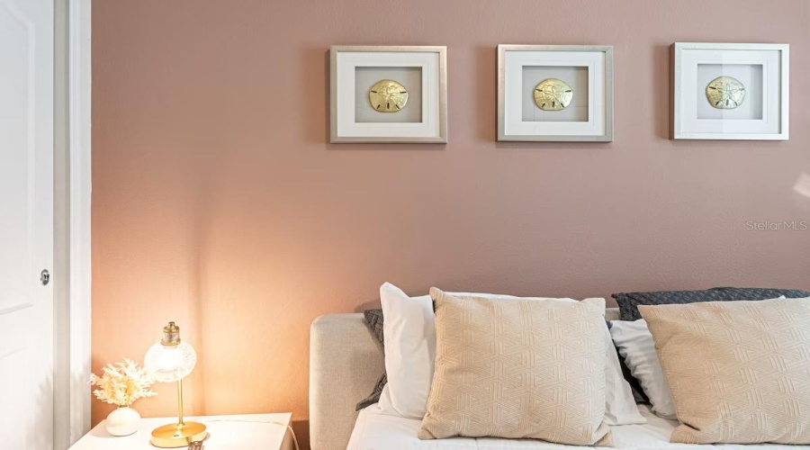 KISSIMMEE, Florida 34747, 5 Bedrooms Bedrooms, ,4 BathroomsBathrooms,Residential,For Sale,DUBAI,0,MFRO6341750