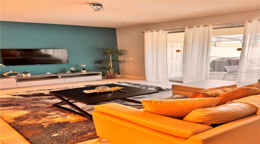 KISSIMMEE, Florida 34747, 5 Bedrooms Bedrooms, ,4 BathroomsBathrooms,Residential,For Sale,DUBAI,0,MFRO6341750