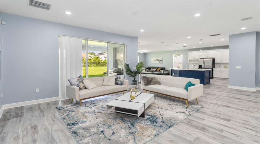 KISSIMMEE, Florida 34746, 4 Bedrooms Bedrooms, ,3 BathroomsBathrooms,Residential,For Sale,GOLDEN FEATHER,0,MFRO6341696
