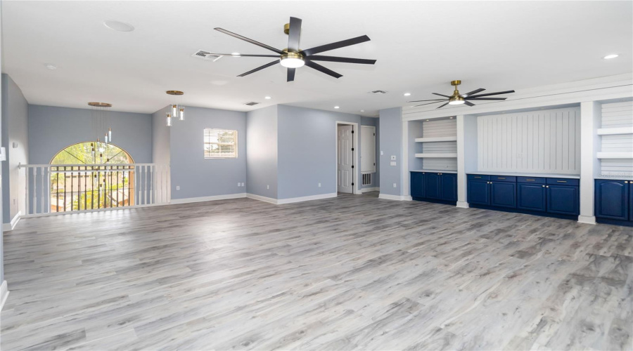 KISSIMMEE, Florida 34746, 4 Bedrooms Bedrooms, ,3 BathroomsBathrooms,Residential,For Sale,GOLDEN FEATHER,0,MFRO6341696