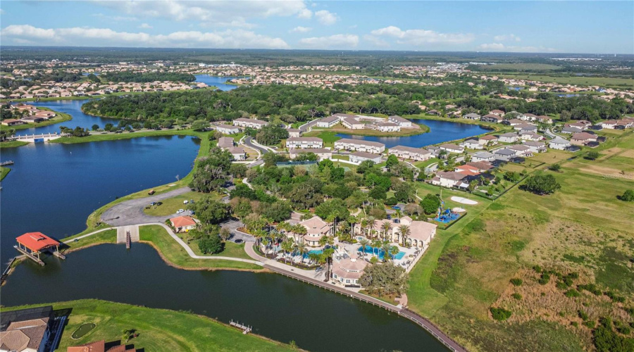 KISSIMMEE, Florida 34746, 4 Bedrooms Bedrooms, ,3 BathroomsBathrooms,Residential,For Sale,GOLDEN FEATHER,0,MFRO6341696