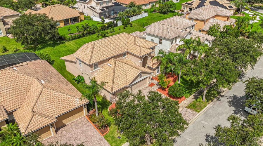 KISSIMMEE, Florida 34746, 4 Bedrooms Bedrooms, ,3 BathroomsBathrooms,Residential,For Sale,GOLDEN FEATHER,0,MFRO6341696