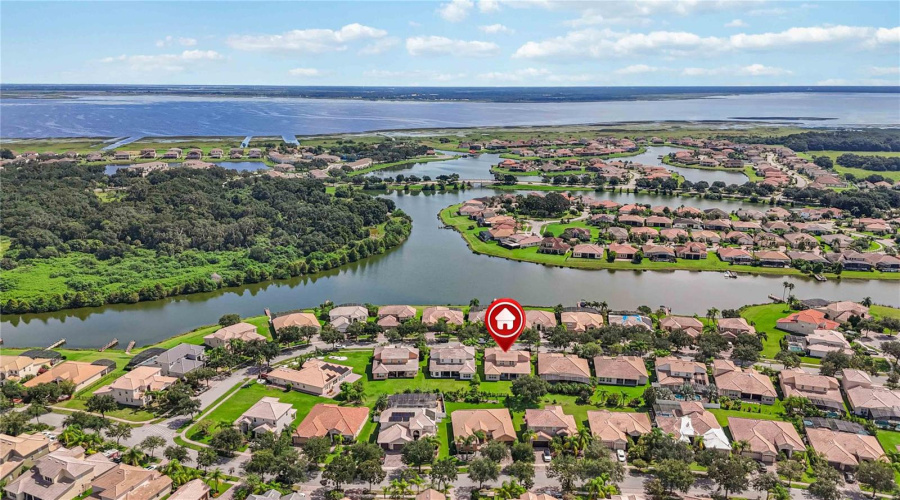 KISSIMMEE, Florida 34746, 4 Bedrooms Bedrooms, ,3 BathroomsBathrooms,Residential,For Sale,GOLDEN FEATHER,0,MFRO6341696