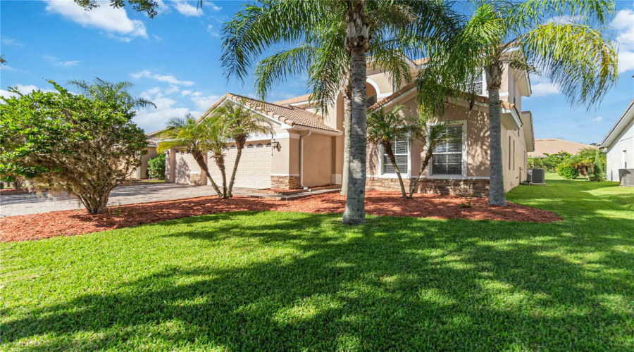 KISSIMMEE, Florida 34746, 4 Bedrooms Bedrooms, ,3 BathroomsBathrooms,Residential,For Sale,GOLDEN FEATHER,0,MFRO6341696