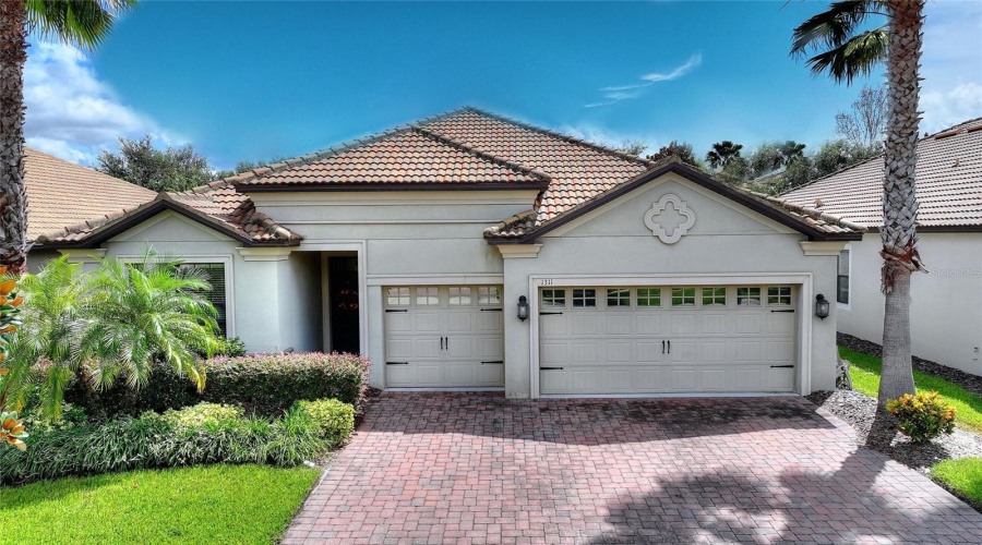 DAVENPORT, Florida 33896, 4 Bedrooms Bedrooms, ,3 BathroomsBathrooms,Residential,For Sale,GLENEAGLES,0,MFRS5134164
