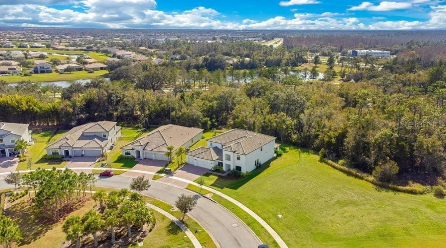 KISSIMMEE, Florida 34746, 5 Bedrooms Bedrooms, ,3 BathroomsBathrooms,Residential,For Sale,AGOSTINO TERR,0,MFRS5134003