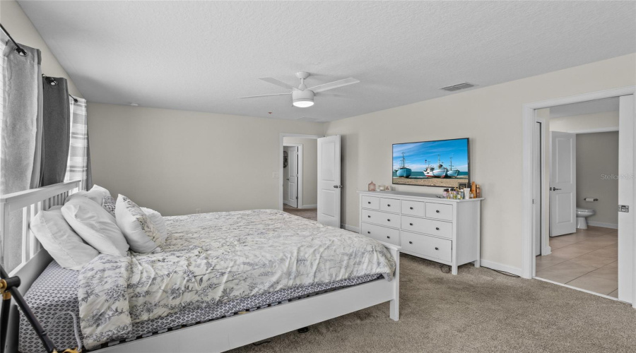 KISSIMMEE, Florida 34746, 6 Bedrooms Bedrooms, ,6 BathroomsBathrooms,Residential,For Sale,TARGET,0,MFRO6342138