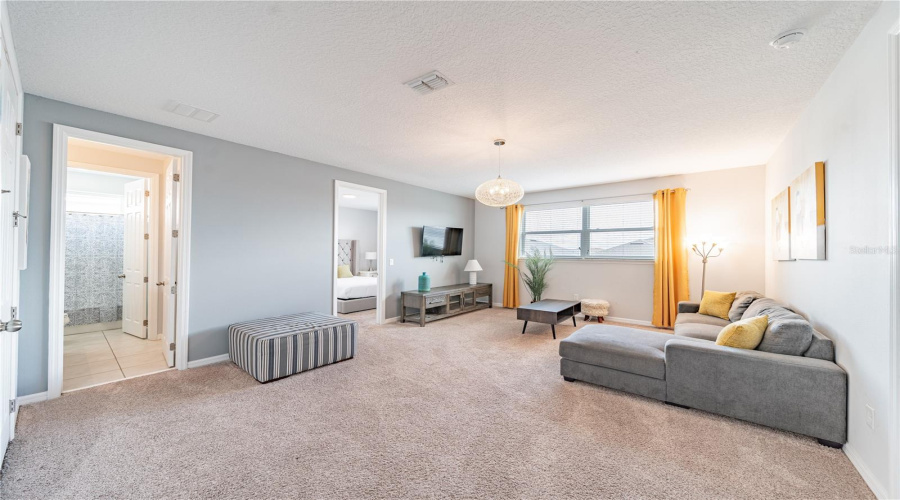 KISSIMMEE, Florida 34747, 5 Bedrooms Bedrooms, ,4 BathroomsBathrooms,Residential,For Sale,CARIBBEAN VIEW,0,MFRS5134121