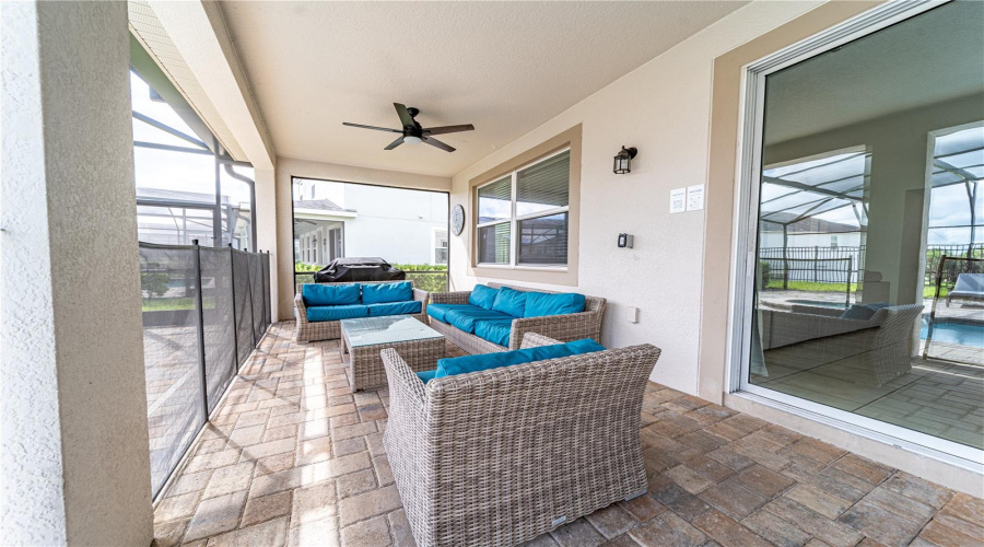 KISSIMMEE, Florida 34747, 5 Bedrooms Bedrooms, ,4 BathroomsBathrooms,Residential,For Sale,CARIBBEAN VIEW,0,MFRS5134121
