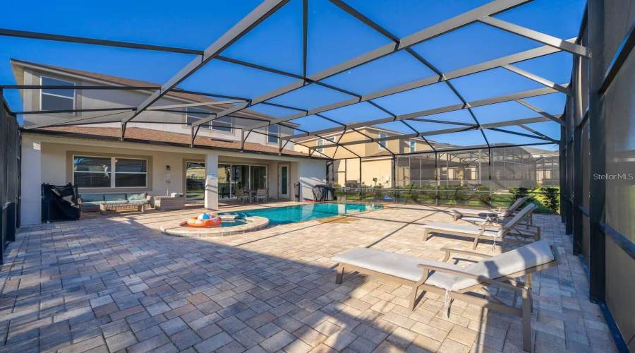 KISSIMMEE, Florida 34747, 5 Bedrooms Bedrooms, ,4 BathroomsBathrooms,Residential,For Sale,CARIBBEAN VIEW,0,MFRS5134121