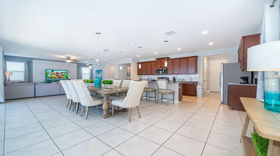 KISSIMMEE, Florida 34747, 5 Bedrooms Bedrooms, ,4 BathroomsBathrooms,Residential,For Sale,CARIBBEAN VIEW,0,MFRS5134121