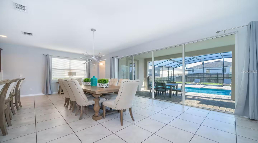 KISSIMMEE, Florida 34747, 5 Bedrooms Bedrooms, ,4 BathroomsBathrooms,Residential,For Sale,CARIBBEAN VIEW,0,MFRS5134121