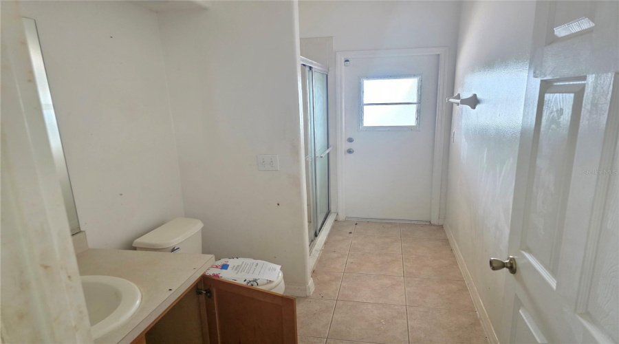 DAVENPORT, Florida 33897, 5 Bedrooms Bedrooms, ,4 BathroomsBathrooms,Residential,For Sale,WALTHAM,0,MFRO6342117