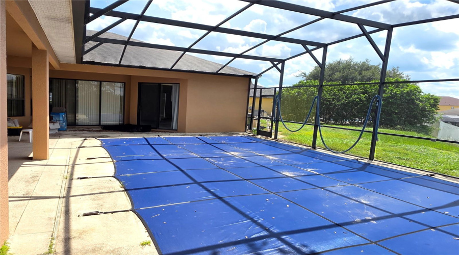 DAVENPORT, Florida 33897, 5 Bedrooms Bedrooms, ,4 BathroomsBathrooms,Residential,For Sale,WALTHAM,0,MFRO6342117