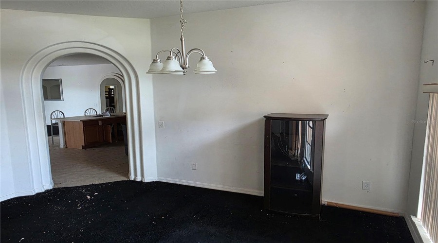 DAVENPORT, Florida 33897, 5 Bedrooms Bedrooms, ,4 BathroomsBathrooms,Residential,For Sale,WALTHAM,0,MFRO6342117