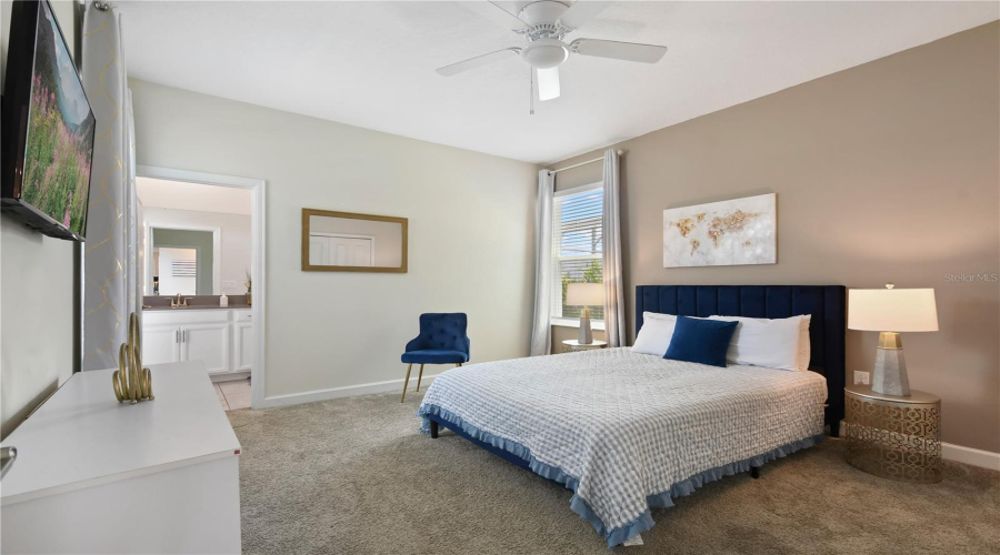 DAVENPORT, Florida 33896, 5 Bedrooms Bedrooms, ,5 BathroomsBathrooms,Residential,For Sale,DROP SHOT,0,MFRO6329138