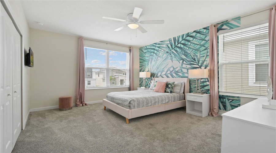 DAVENPORT, Florida 33896, 5 Bedrooms Bedrooms, ,5 BathroomsBathrooms,Residential,For Sale,DROP SHOT,0,MFRO6329138