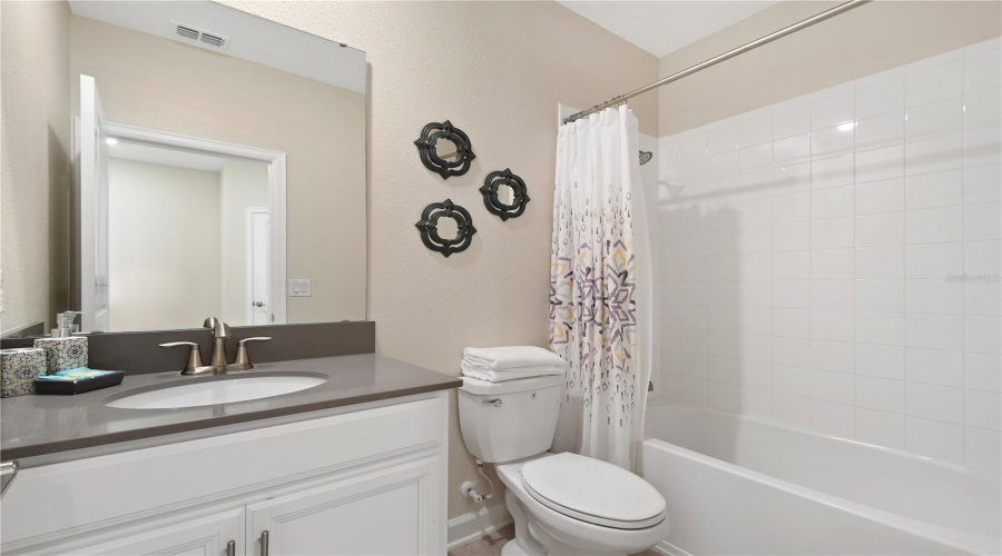 DAVENPORT, Florida 33896, 5 Bedrooms Bedrooms, ,5 BathroomsBathrooms,Residential,For Sale,DROP SHOT,0,MFRO6329138