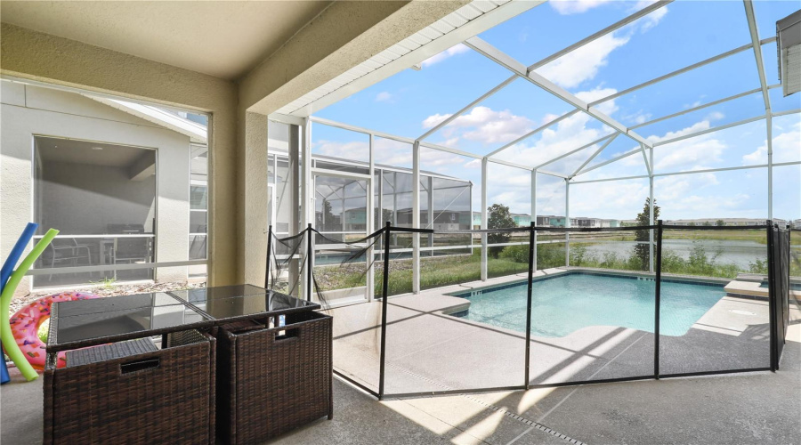 DAVENPORT, Florida 33896, 5 Bedrooms Bedrooms, ,5 BathroomsBathrooms,Residential,For Sale,DROP SHOT,0,MFRO6329138