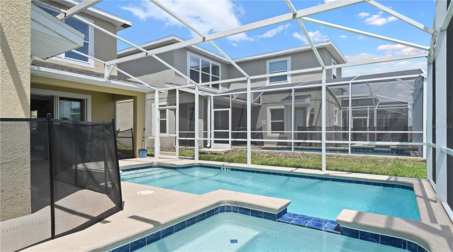 DAVENPORT, Florida 33896, 5 Bedrooms Bedrooms, ,5 BathroomsBathrooms,Residential,For Sale,DROP SHOT,0,MFRO6329138
