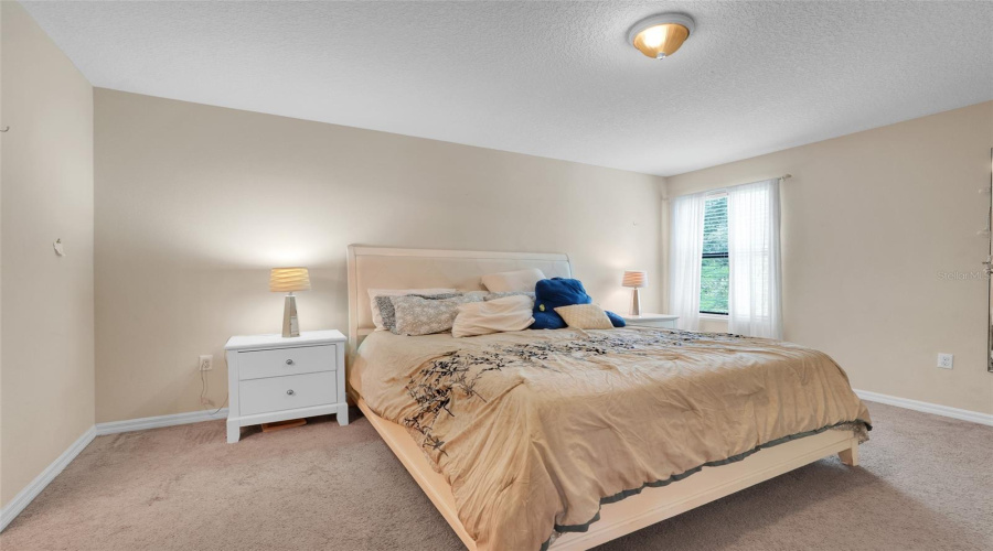 DAVENPORT, Florida 33896, 6 Bedrooms Bedrooms, ,5 BathroomsBathrooms,Residential,For Sale,CYPRESS POINTE,0,MFRO6342213