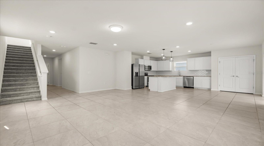 KISSIMMEE, Florida 34746, 4 Bedrooms Bedrooms, ,3 BathroomsBathrooms,Residential,For Sale,ROYAL POINT,0,MFRO6342253
