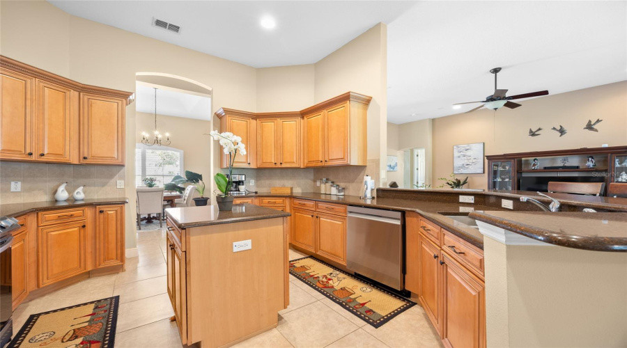 GRANITE COUNTERTOPS
