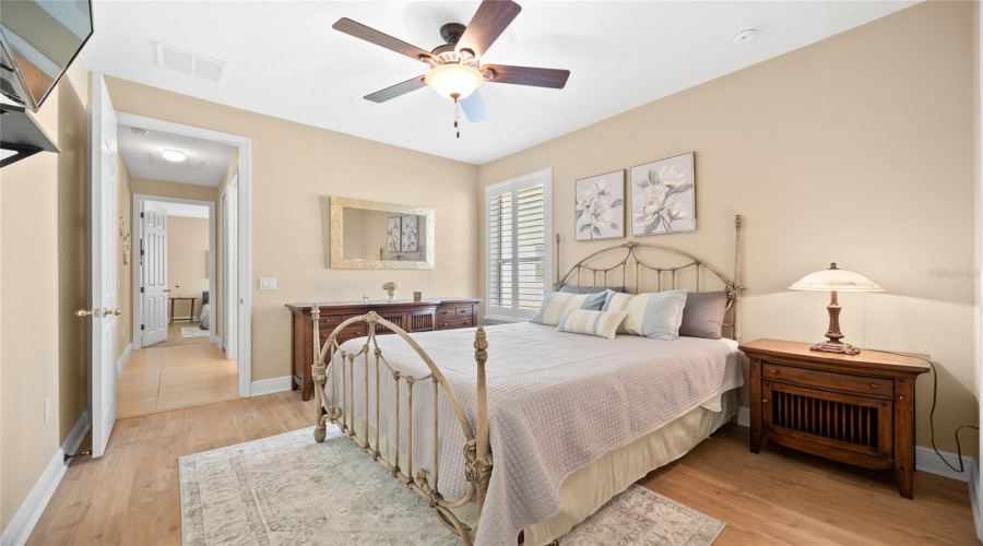 BEDROOM #4