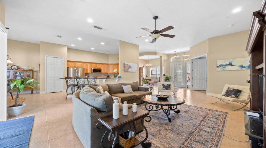 OPEN CONCEPT