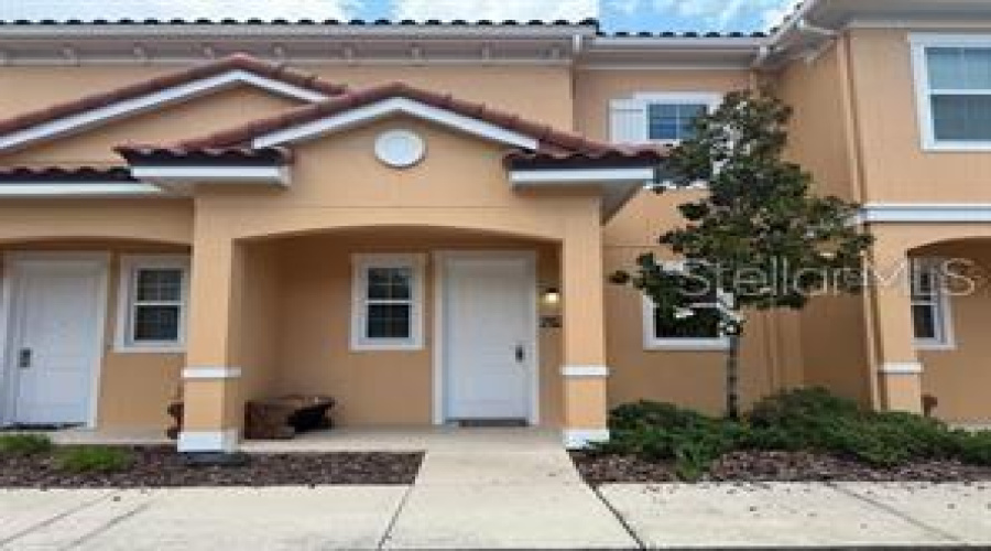 KISSIMMEE, Florida 34746, 2 Bedrooms Bedrooms, ,2 BathroomsBathrooms,Residential,For Sale,BUGATTI,0,MFRO6342300