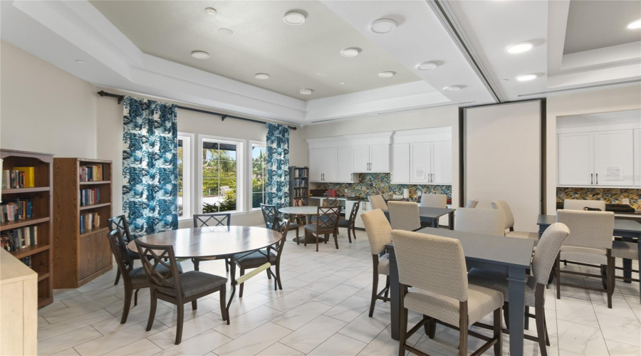 KISSIMMEE, Florida 34747, 3 Bedrooms Bedrooms, ,2 BathroomsBathrooms,Residential,For Sale,FOUR SEASONS,0,MFRO6326303
