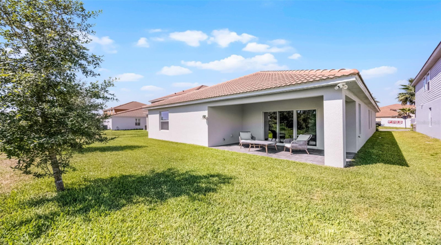 DAVENPORT, Florida 33837, 4 Bedrooms Bedrooms, ,3 BathroomsBathrooms,Residential,For Sale,OAK BLUFF,0,MFRO6321580