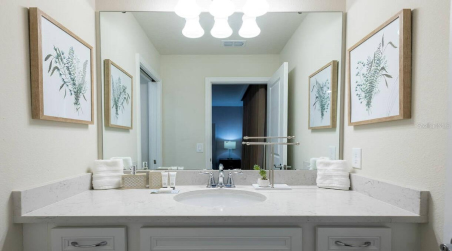 DAVENPORT, Florida 33897, 10 Bedrooms Bedrooms, ,8 BathroomsBathrooms,Residential,For Sale,LELANI,0,MFRO6341538