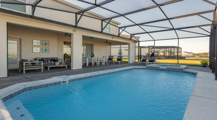 DAVENPORT, Florida 33897, 10 Bedrooms Bedrooms, ,8 BathroomsBathrooms,Residential,For Sale,LELANI,0,MFRO6341538