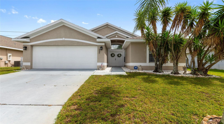 DAVENPORT, Florida 33897, 4 Bedrooms Bedrooms, ,2 BathroomsBathrooms,Residential,For Sale,HALSTEAD,0,MFRL4955691