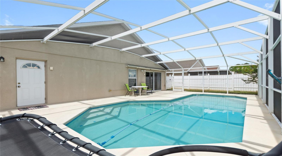 DAVENPORT, Florida 33897, 4 Bedrooms Bedrooms, ,2 BathroomsBathrooms,Residential,For Sale,HALSTEAD,0,MFRL4955691
