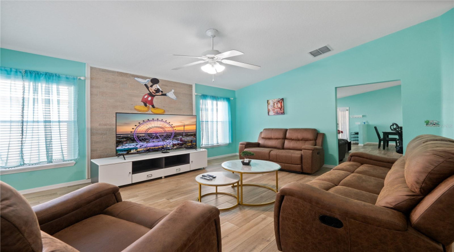 DAVENPORT, Florida 33896, 4 Bedrooms Bedrooms, ,3 BathroomsBathrooms,Residential,For Sale,SANDY RIDGE,0,MFRO6342621