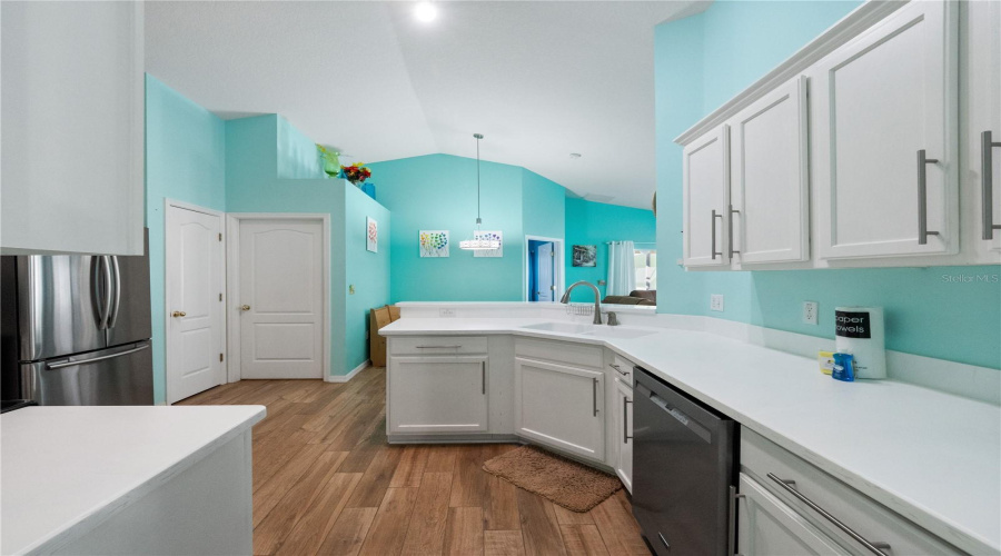 DAVENPORT, Florida 33896, 4 Bedrooms Bedrooms, ,3 BathroomsBathrooms,Residential,For Sale,SANDY RIDGE,0,MFRO6342621
