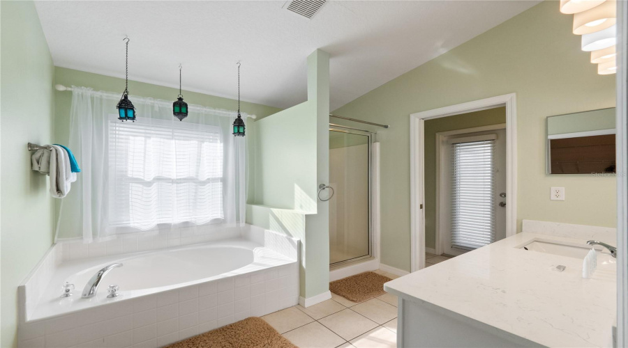 DAVENPORT, Florida 33896, 4 Bedrooms Bedrooms, ,3 BathroomsBathrooms,Residential,For Sale,SANDY RIDGE,0,MFRO6342621